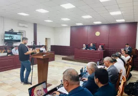 “Док-1 Макс” судида айбланувчи инспекцион текширувга тушган дорига раҳбар кўрсатмаси билан гувоҳнома бериб юборилганини маълум қилди фото