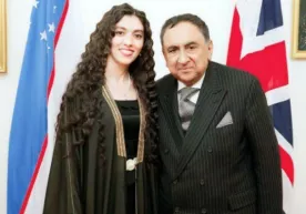 Britaniyalik Lord va uning rafiqasi Guli Murodova O‘zbekistonda xayriya fondini ochadi фото