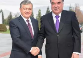 Shavkat Mirziyoyev Tojikiston prezidentiga qanday sovg‘a berganini aytdi (video) фото