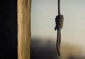 Қашқадарёда яна бир 17 ёшли қиз ўзини осиб қўйди фото