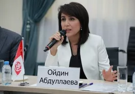 Oliy Majlis deputati qo‘shiq yaratdi фото