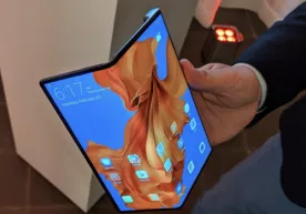 Huawei 5G технологиясини қўллаб-қувватловчи букилувчи смартфон тақдим қилди фото