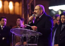 Armaniston bosh vaziri Nikol Pashinyan xalq oldiga chiqib kechirim so‘radi фото
