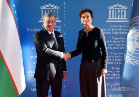 Шавкат Мирзиёев ЮНЕСКО Бош директори билан учрашди фото