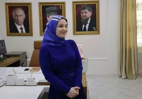 Ramzan Qodirov qizini «Checheniston Respublikasi oldidagi xizmatlari uchun» medali bilan taqdirladi фото