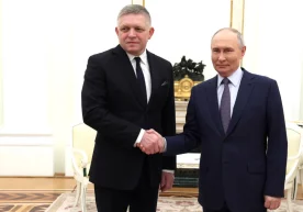 Кремлда Путин ва Словакия бош вазири ўртасида учрашув бўлиб ўтди фото