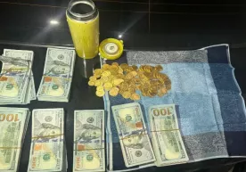 Тошкентда қадимий олтин тангаларни сотмоқчи бўлган шахслар ушланди фото