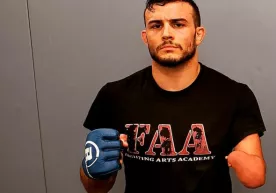 Bir qo‘lli yakkakurash jangchisi Bellator’da ishtirok eta boshladi фото