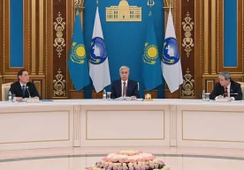 Тўқаев конституцияни ўзгартириб, Қозоғистонда «иккинчи республика» тузишни таклиф қилди фото