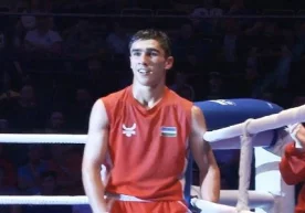 Абдумалик Халаков “Губернатор кубоги”да молдовалик боксчига қарши жанг қилди фото
