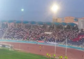 Vodiy derbisidan keyin Andijondagi stadionda tartibsizlik yuzaga keldi (video) фото