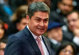 Gonduras prezidenti narkobaronlar bilan aloqadorlikda ayblandi фото