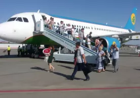 Депорт қилинган ўзбекистонликлардан харажатлар ундириб олинади фото