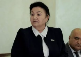 Сенатор тўй учун таклифнома тарқатмай, кўчама-кўча жар солинишини қоралади фото