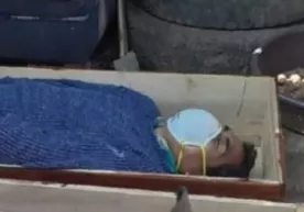 Perudagi shaharcha meri karantinni buzgani uchun jazodan qochish maqsadida o‘zini o‘lganga soldi фото