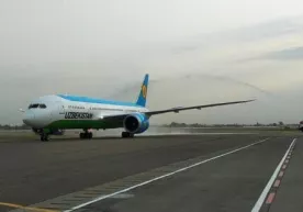 “Ўзбекистон ҳаво йўллари” бешинчи Boeing 787-8 Dreamliner самолётини қабул қилди фото