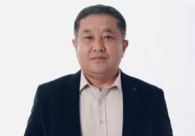 Bishkek shahriga namoyishchilar tomonidan yangi mer tayinlandi фото