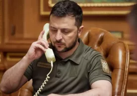 Donald Tramp Ukraina prezidenti bilan telefon orqali nimalarni gaplashdi? фото