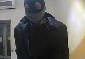 Toshkentda niqob kiyib bosqinchilik qilgan uch erkak va bir ayol... фото