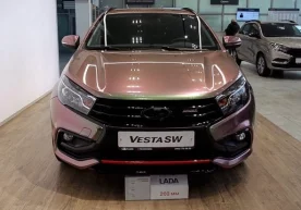 Россияда энг қиммат турувчи Lada Vesta универсали фото