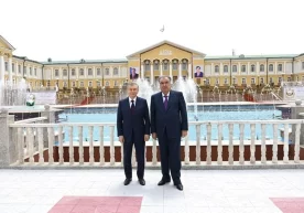 Shavkat Mirziyoyev yaxshi munosabatlar «arxitektori» — Emomali Rahmon фото