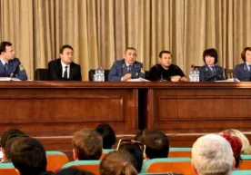 Тадбиркорлик субъектларига умумбелгиланган солиқларни тўлашга ўтиш тартиби тушунтирилмоқда фото