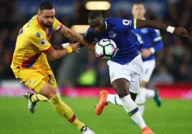 "Everton" secures a crucial win and overtakes "Crystal Palace" in the standings фото