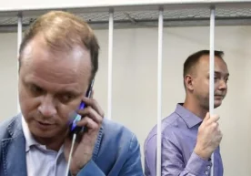 Давлатга хиёнатда айбланаётган журналист: Россияда ҳарбий мавзуларда қалам тебратган Сафроновни ФХХ ҳибсга олди фото