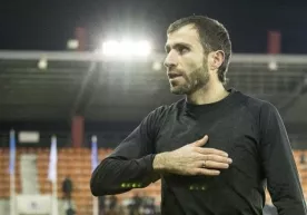 Temur Kapadze «Lokomotiv» bilan shartnoma imzoladi фото