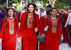 Turkmanistonda ayollar uchun kiyinish qoidalari kuchaytirildi фото