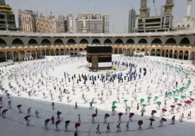 Saudiya Arabistoni 1 noyabrdan boshlab xorij fuqarolarining Umra ziyoratiga ruxsat berdi фото