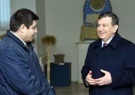 Шавкат Мирзиёев “Ҳазорасп” эркин иқтисодий зонасининг қурилиши билан танишди фото