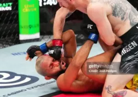 Corey Sandhagen, rakibini UFC turnuvasının başlarında pes ettirdi фото