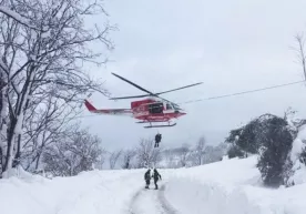 Italiyadagi qor ko‘chkisi qurbonlari soni 9 kishiga etdi фото