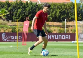 Roma considers Empoli and Cagliari offers for Shomurodov фото