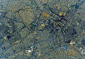 Космонавт Сергей Рязанский космосдан Тошкентни суратга олди фото