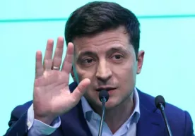 Зеленский Украинадаги эски ҳокимият тизимини «нокаут» қилишга ваъда берди фото