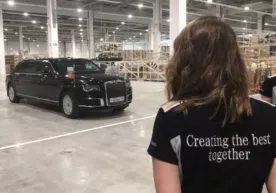 Putin Mercedes-Benz zavodining ochilishiga Aurus mashinasida tashrif buyurdi фото