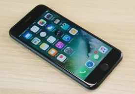 iPhone’ларнинг «Малика» савдо марказидаги нархлари (2017 йил 27 март) фото