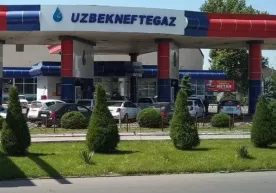 “Ўзбекнефтгаз” заправкаларида Аи-92 бензини нархи қимматлади фото