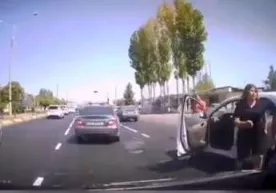 Toshkentda ayol va erkak haydovchi mushtlashib ketdi (video) фото