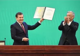 Видео: Шавкат Мирзиёевнинг қасамёд маросими ва мажлисда сўзлаган нутқи фото