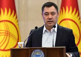 Sadir Japarov hokimiyatni kuch bilan egallab olishga urinish ishi bo‘yicha oqlandi фото