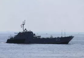 Ukraina Qrimdagi Rossiya desant kemalariga zarba berdi фото