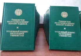 Туҳмат ва ҳақорат: Журналистлар бошқалардан кўра оғирроқ жазога гирифтор этилиши адолатданми? фото