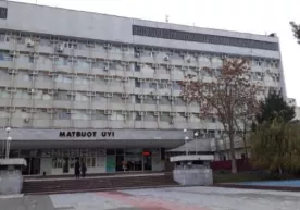 Toshkent markazidagi binodan jurnalistlar chiqarib yuborilishi mumkin фото