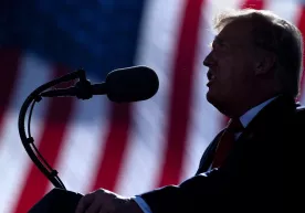 Америкаликларнинг аксарияти Трамп президентлик пойгасидан чиқишини талаб қилди фото