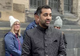 Shotlandiya bosh vaziri: dunyo Jabaliya lageridagi begunoh odamlarni himoya qila olmaganidan afsusdaman фото