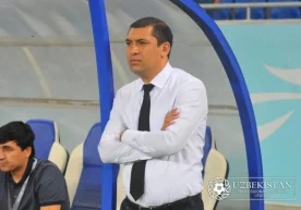 Ilhom Moʻminjonov “Navbahor” futbolchilarini oʻyinni sotishga undagani uchun jazolandi фото