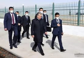 Президент умумий қиймати 12 миллион доллар бўлган «Chust textile» корхонаси билан танишди фото